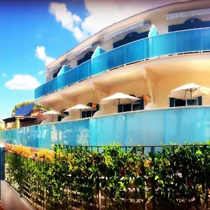 apartamentos-petit-blau.balearic-islands.net/