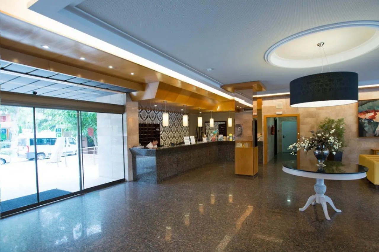 Hotel California Garden Salou